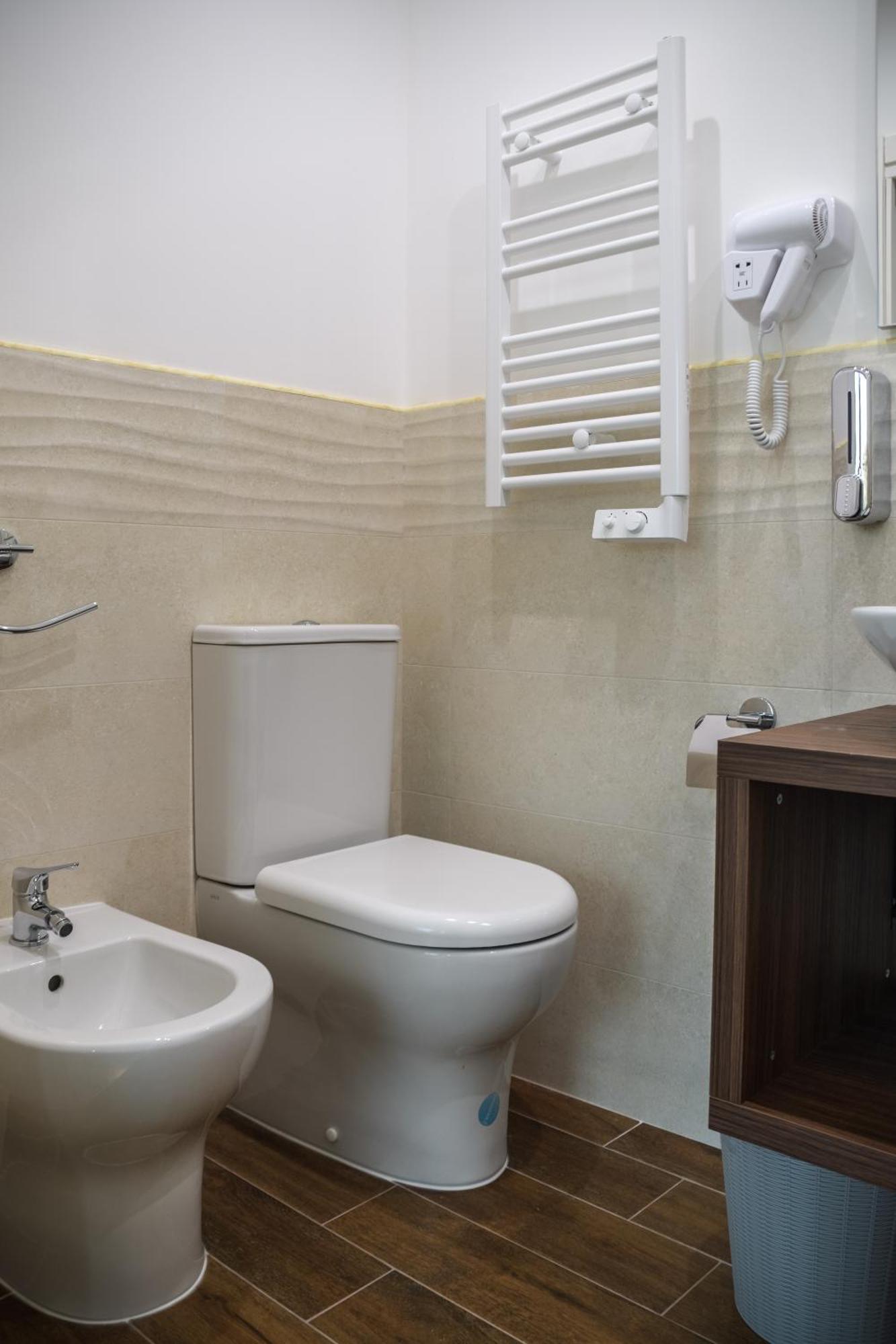 Politeama Crystal Rooms ปาแลร์โม ภายนอก รูปภาพ