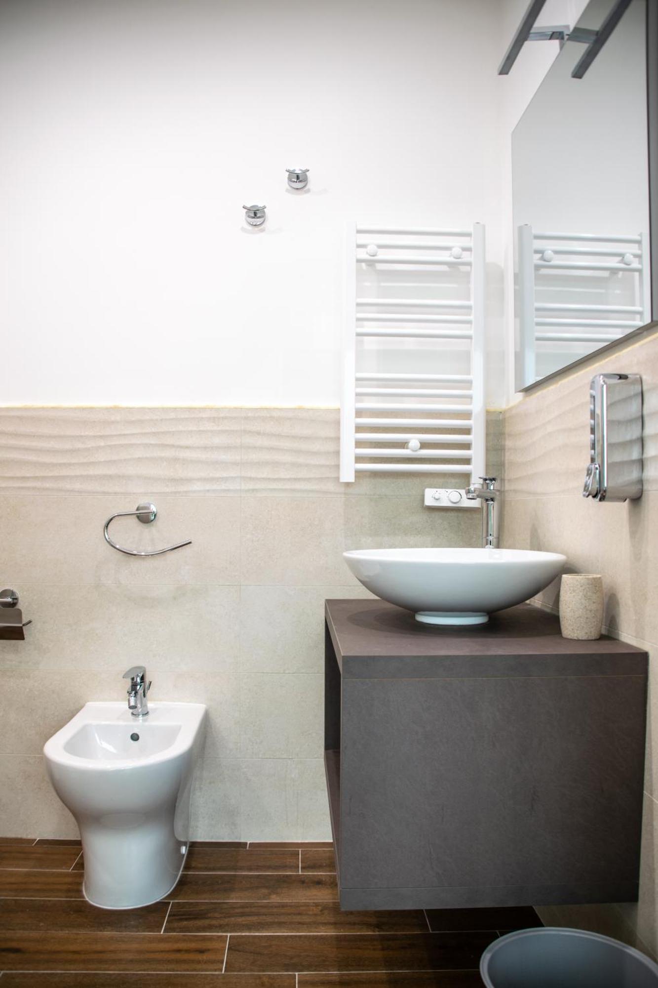 Politeama Crystal Rooms ปาแลร์โม ภายนอก รูปภาพ